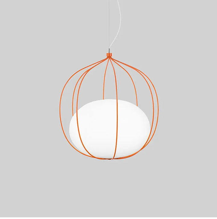 Suspension métallique cage globe style moderne minimaliste, lumière suspendue avec une finition métallique brillante et une forme sphérique. Ajout chic pour tout intérieur contemporain. Taille disponible: 40x44 cm. Culot de l'ampoule: G4. Tension: 90-260 V. Ampoule non incluse.