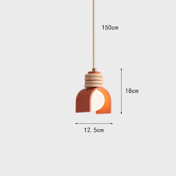 Suspension scandinave terre cuite arc anneaux, luminaire mesuré. Image: luminaire suspendu avec dimensions, bouteille en gros plan.