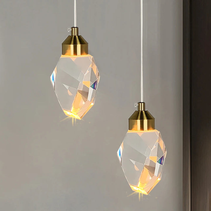 Suspension cristal pierre LED moderne dorée, métal et cristal, blanc câble, 140x80 mm, ampoule LED 5W incluse, éclairage blanc chaud/froid, idéale pour cuisine, salon, salle à manger.